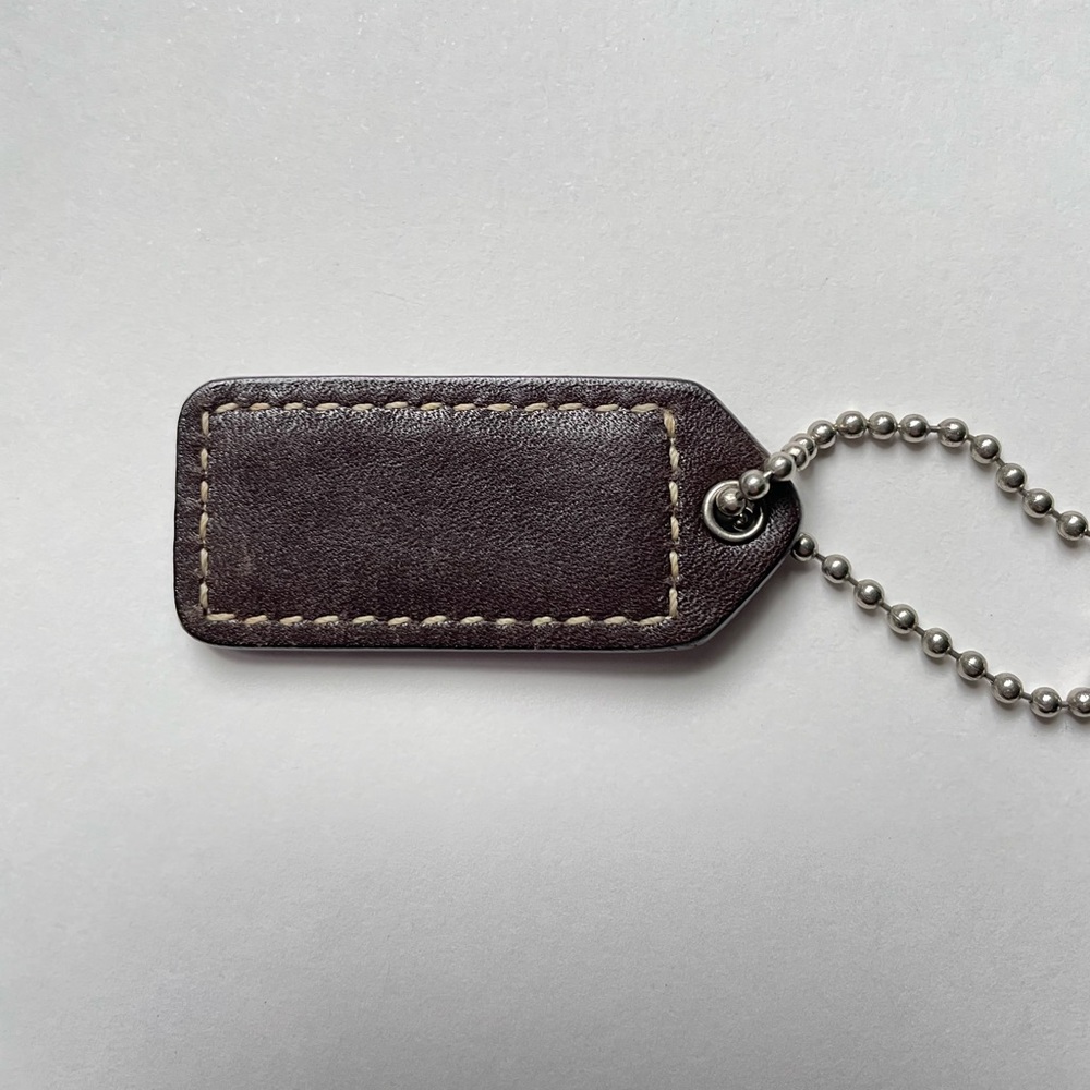 Coach Leather Hang Tag With Chain - Picture 7 of 7